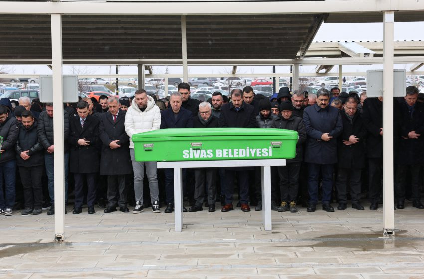  Sivas’ın Değerli İş İnsanı Mustafa Kemal Yıldızdağı Dualarla Defnedildi