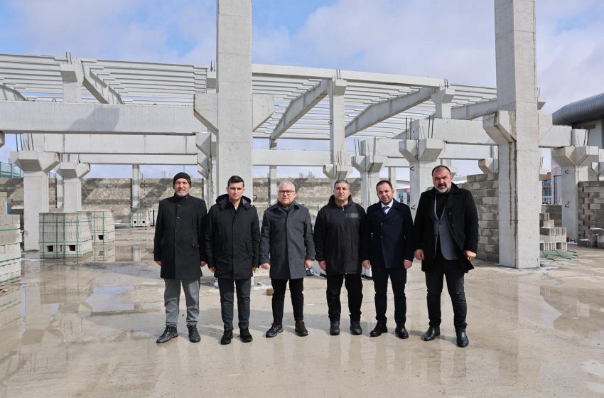  Tenis Kortları ve Spor Merkezi İnşaatı Sürüyor