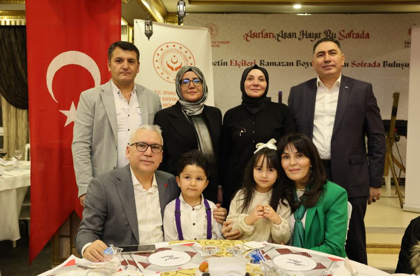  Vali Şimşek’ten Koruyucu Ailelere Teşekkür