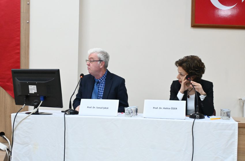  Akademik Sohbetler ’de Gündem: Tiroid Kanserleri