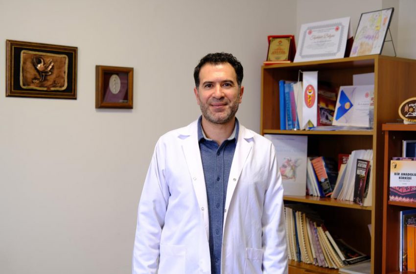  Prof. Dr. Koçkaya: “Sokak hayvanlarına karşı sorumluluklarımız var”