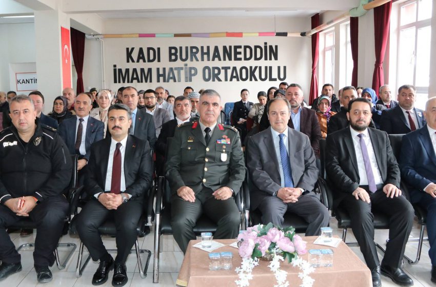  Şehit Ümit Üzüm için kütüphane açıldı