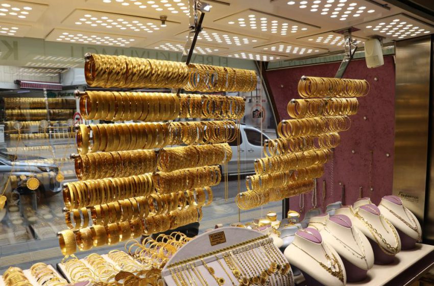  Uzmanı değerlendirmelerde bulundu: “Yastık altında bulunan tonlarca altın üretime kazandırılmalı”