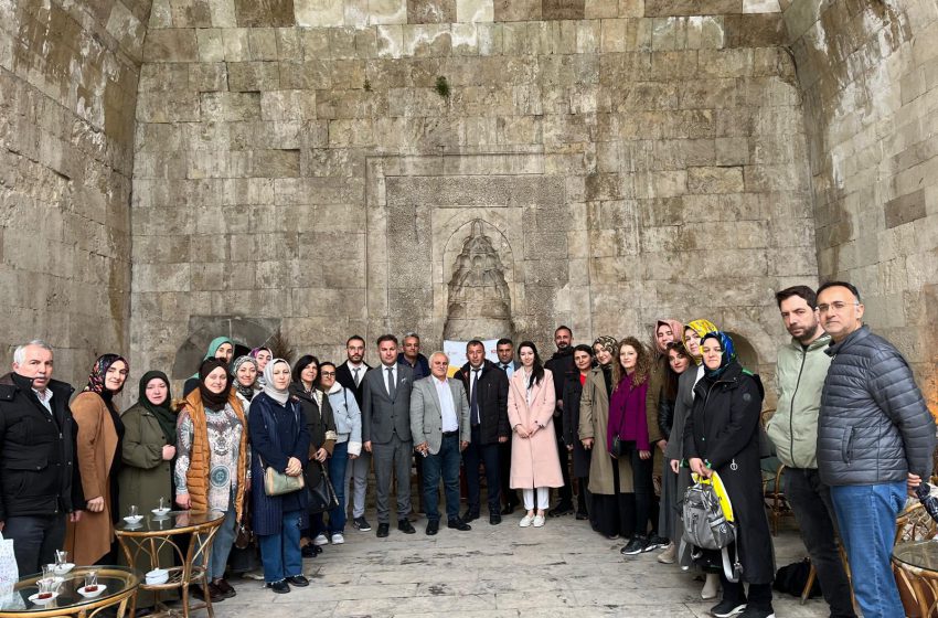  Öğretmenler Sivas’ın Tarihi Mirasını Yerinde İnceledi