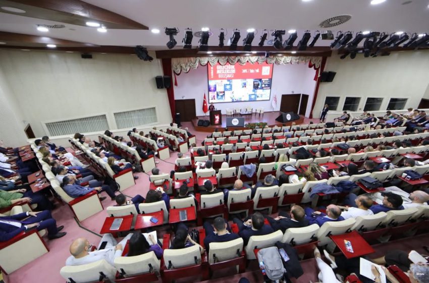  Dijital Dönüşüm ve Yapay Zeka Gündemi SCÜ’nün Takibinde