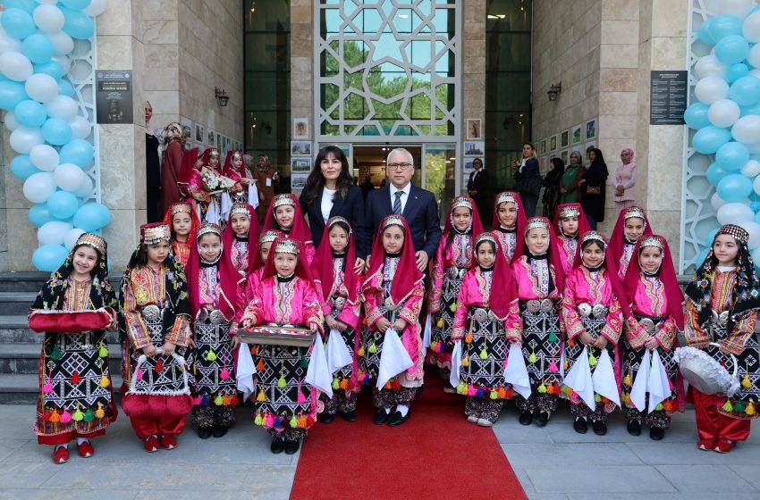  Sivas’ta Yıl Sonu Yaygın Eğitim Kursları Sergisi Açıldı