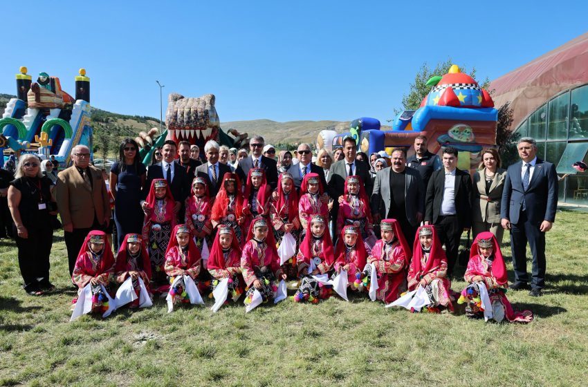  Aileler ve Çocuklar Etkinliklerde Bir Araya Geldi