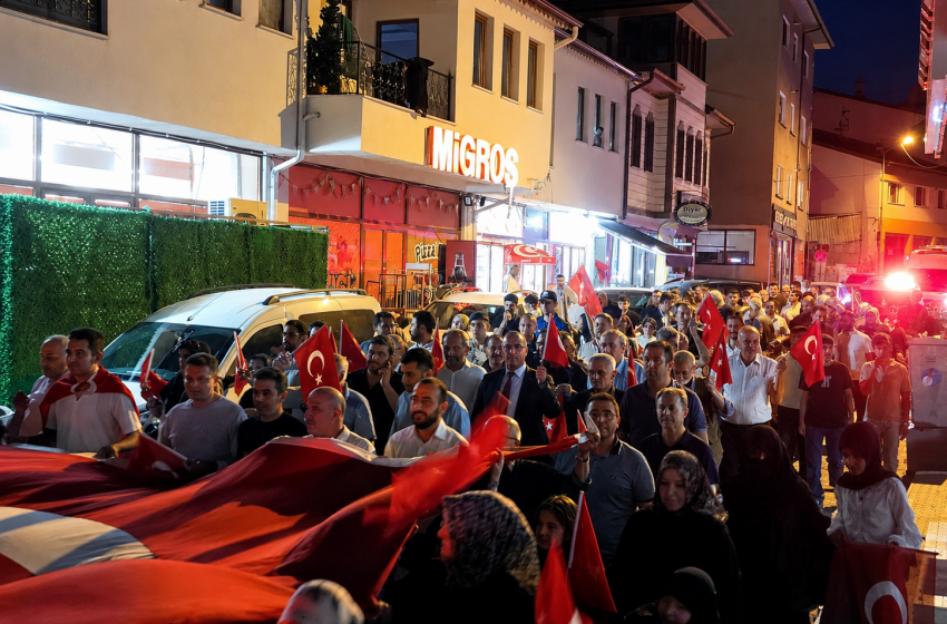  Divriği’de 15 Temmuz Demokrasi ve Milli Birlik Günü coşkusu