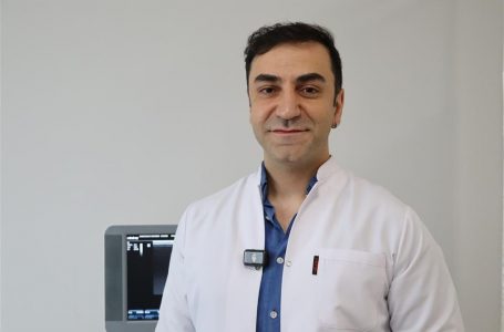 NUMUNE HASTANESİ’NDE AĞRILARA NOKTA ATIŞI TEDAVİ (FATİH TABUR/SİVAS-İHA)
Sivas Numune Hastanesi’nde görevli Fizik Tedavi ve Rehabilitasyon Uzmanı Dr. Mert Ataş, kas-iskelet sistemi rahatsızlıklarında girişimsel tedavi yöntemleri hakkında bilgi verdi.